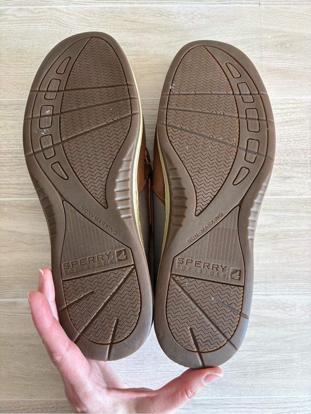 Sperry Tan/Brown Leather Boat Shoes Women's 9 EUC Preppy Nautical Old Money Chic - Picture 7 of 7